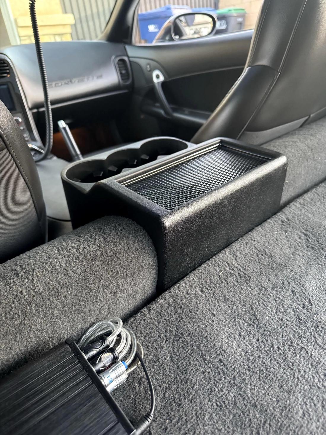 C6 cupholder installed, passenger side