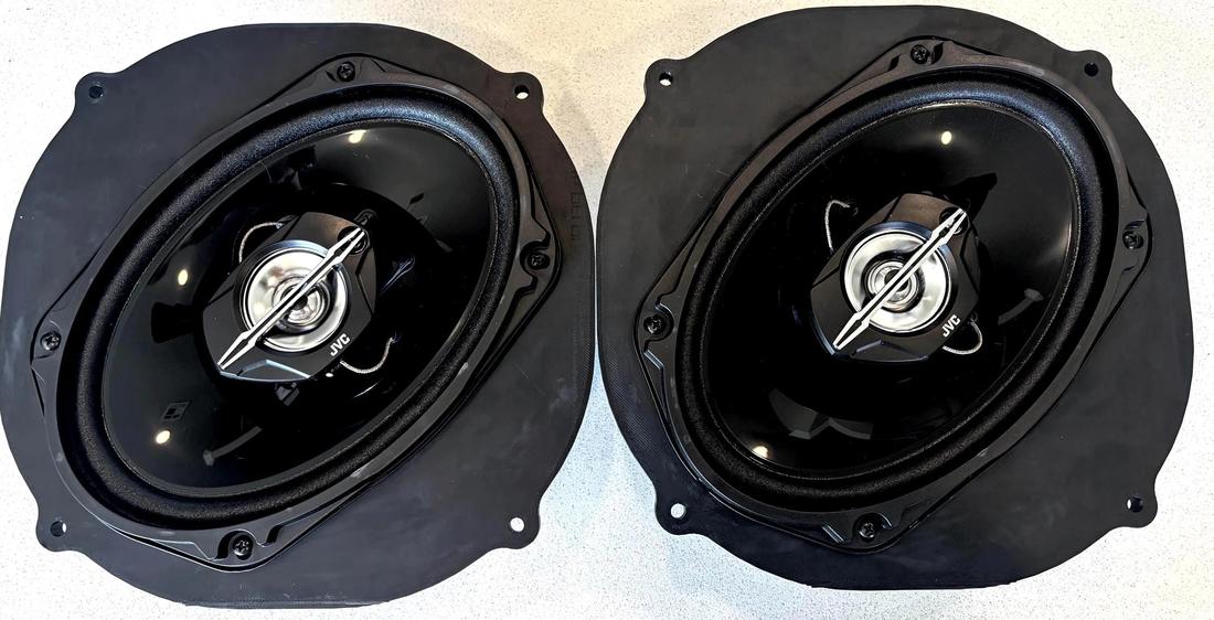 6x9 speakers mounted in the adapters